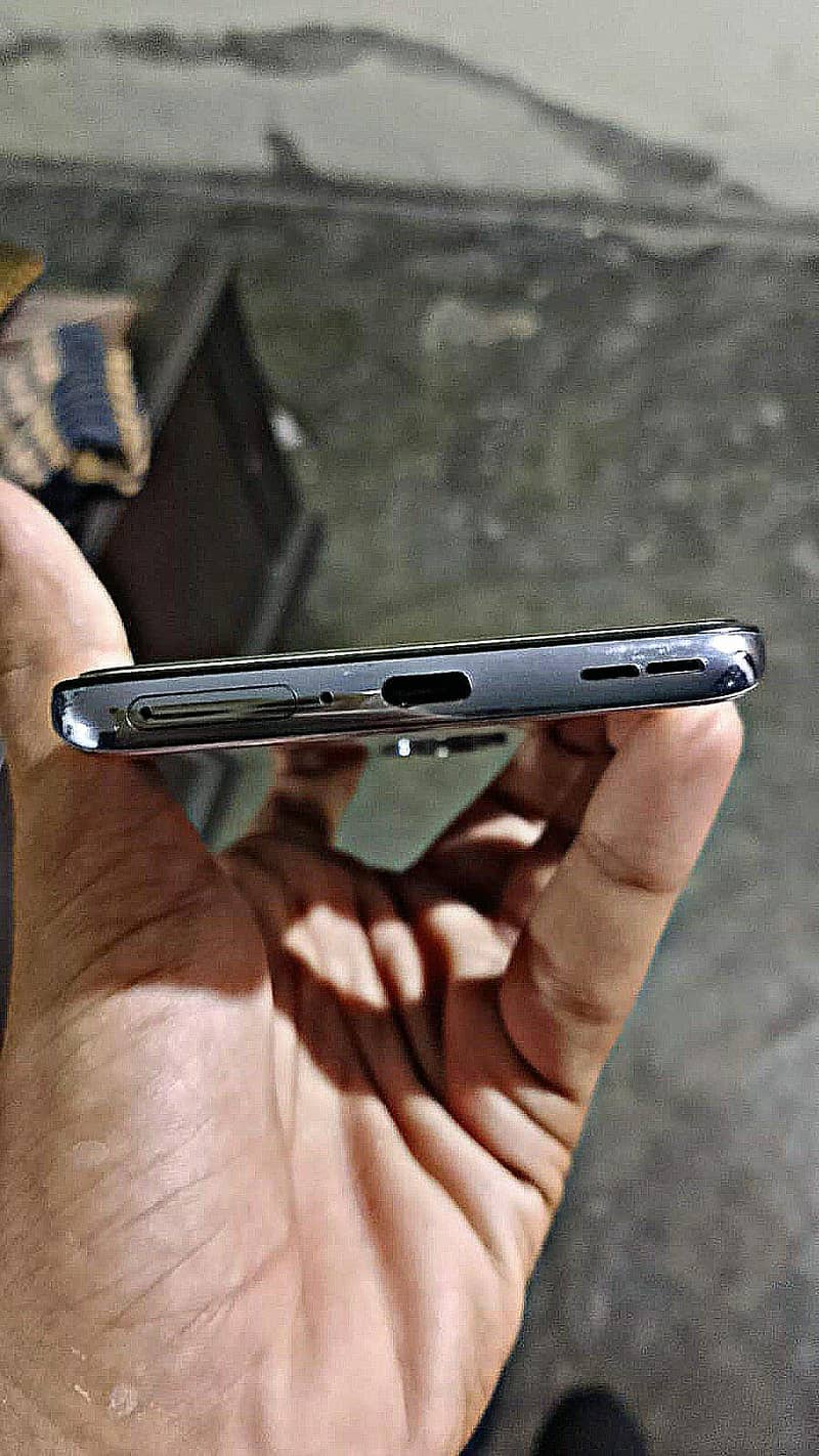 One Plus 9 5G 3