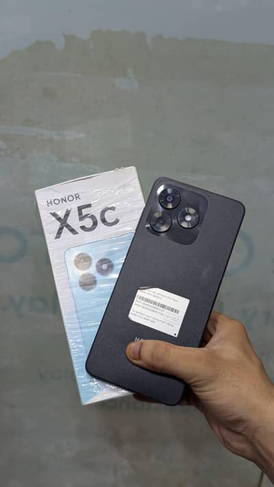 honor x5c with box