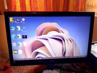 Dell OptiPlex Core i5 CPU (6GB RAM, No Storage) + AOC 20" LED Monitor