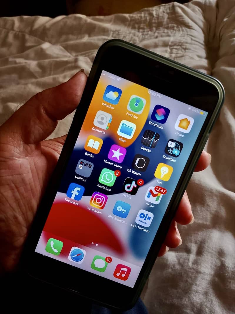Apple iPhone 7 Plus 1