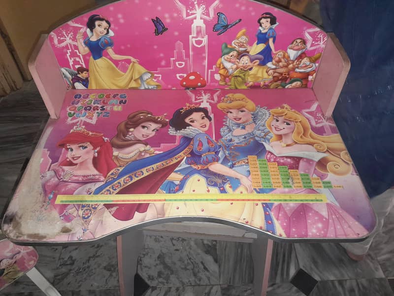 study table 0