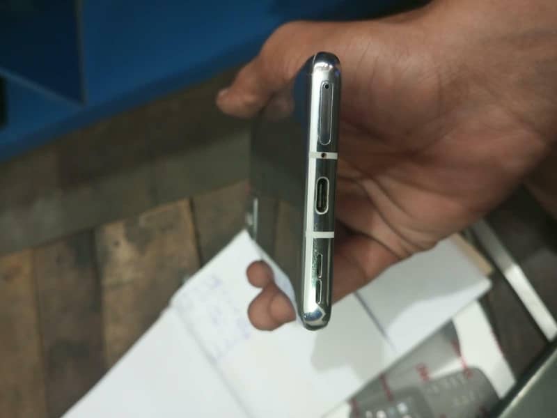 One Plus 9 Pro 5