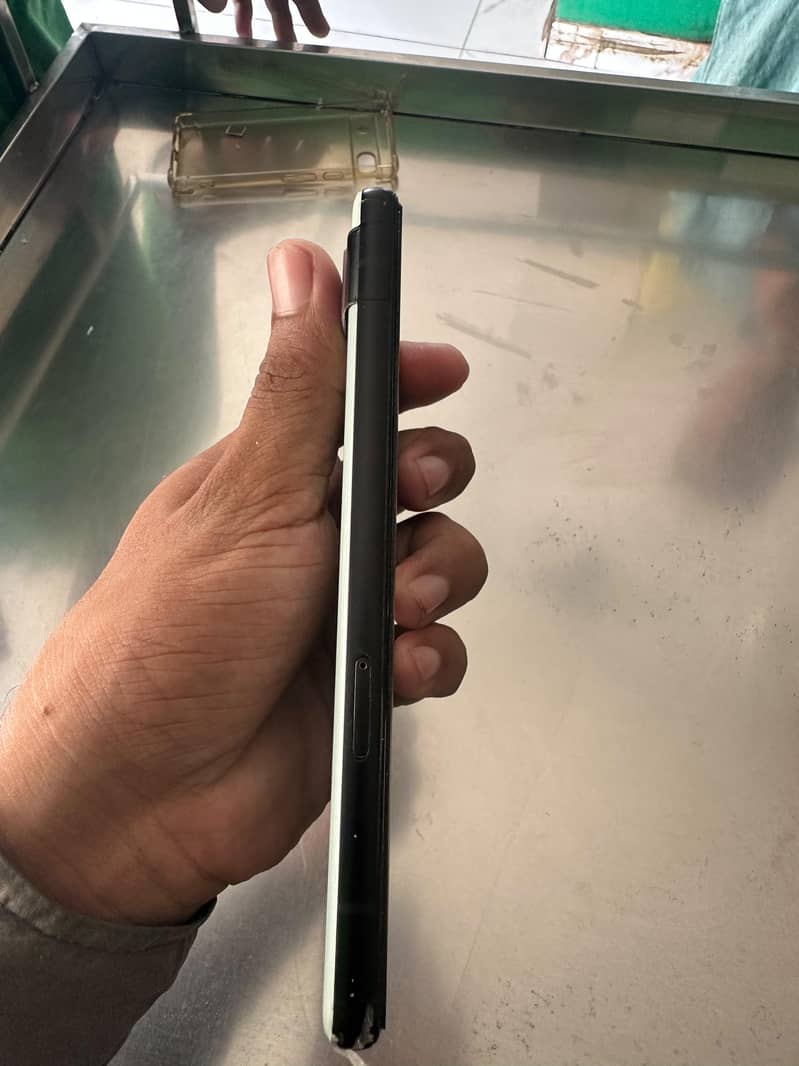 Google Pixel 7a 3