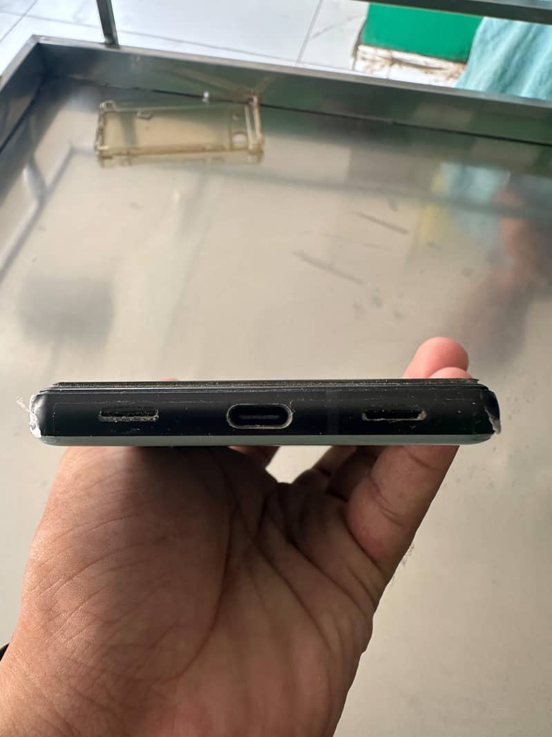 Google Pixel 7a 5