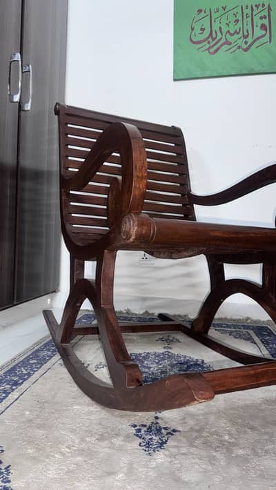 Decent light weight rocking chair