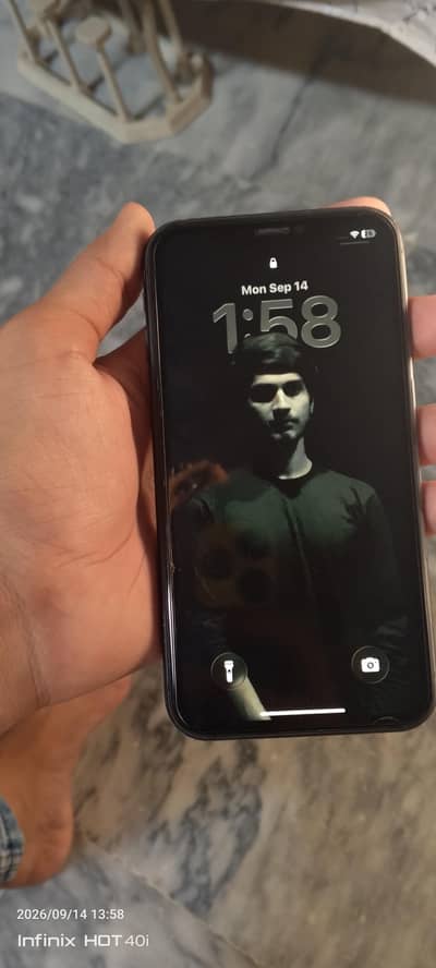 Apple iPhone 11