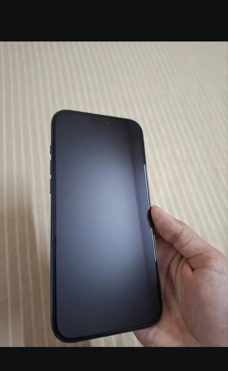 Apple iPhone 17 Pro Max 1