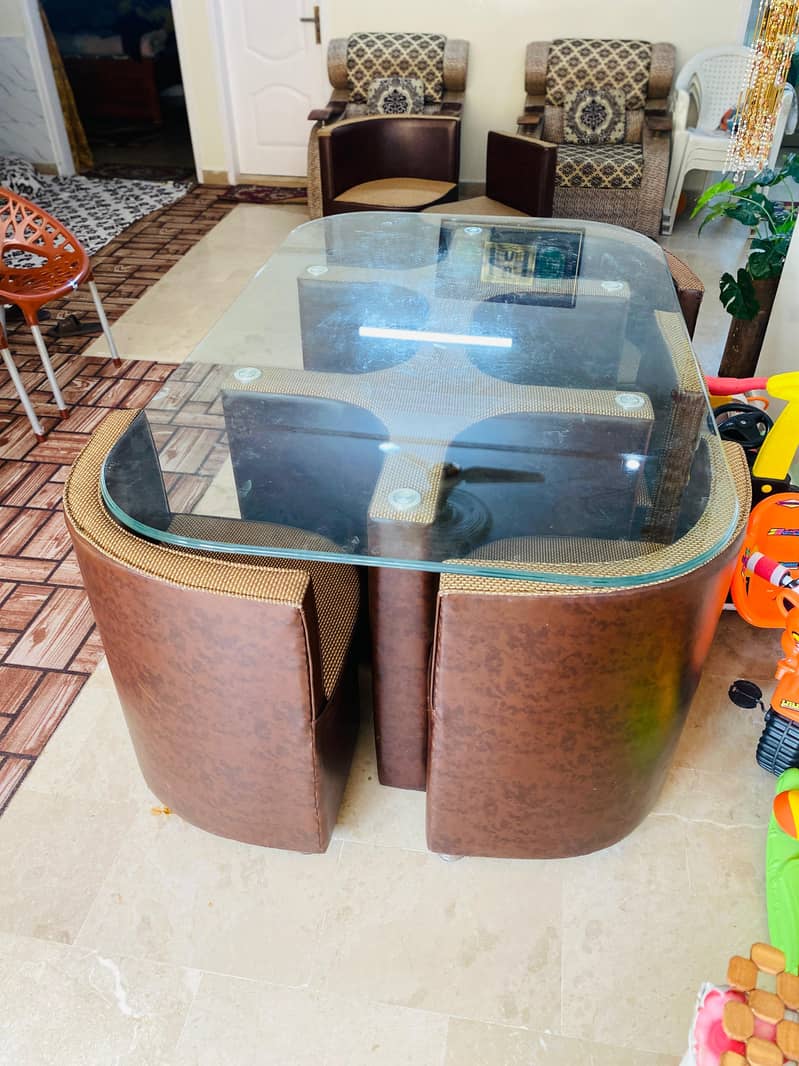 6 seater dining table 0