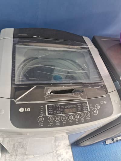 LG 17 Kg Automatic Washing Machine | Smart Inverter