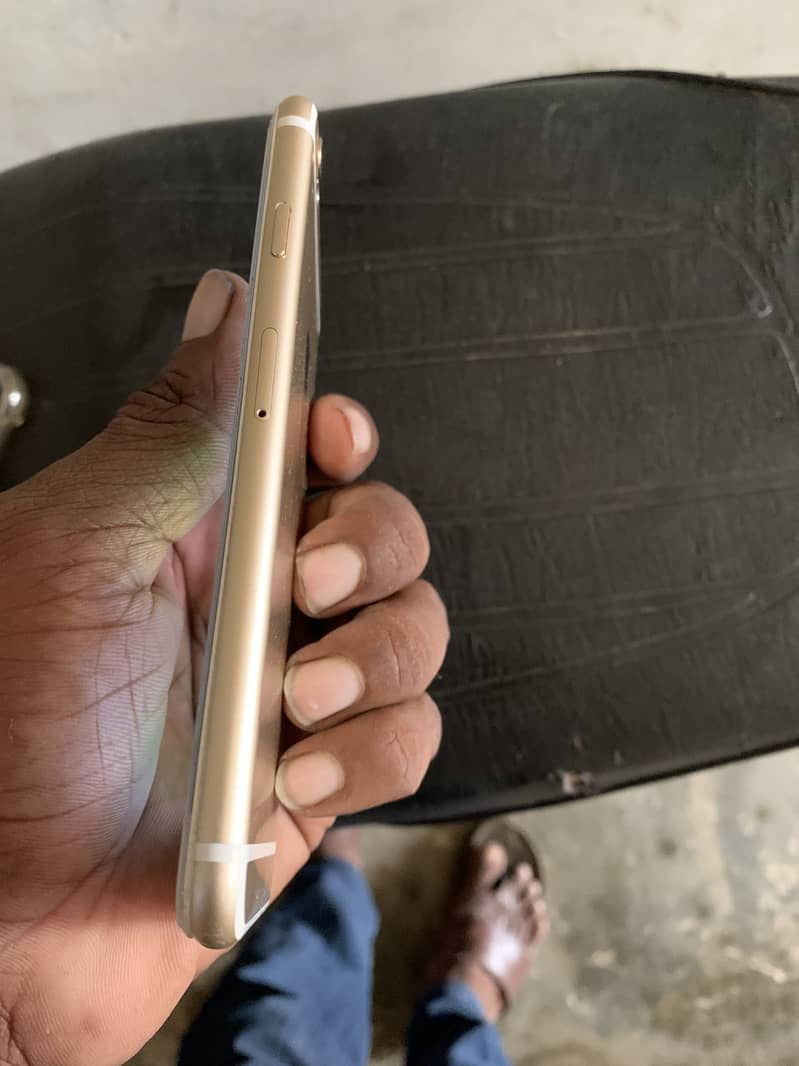 Apple iPhone 6S 2