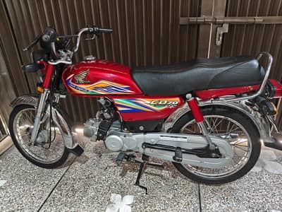 HONDA CD 70 RED Model 2020 FIRST OWNER HOME USED EXCELLENT BIKE