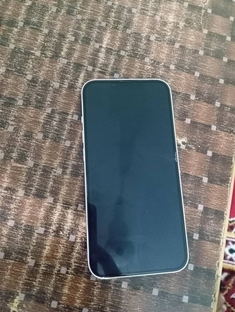 Apple iPhone 13 3