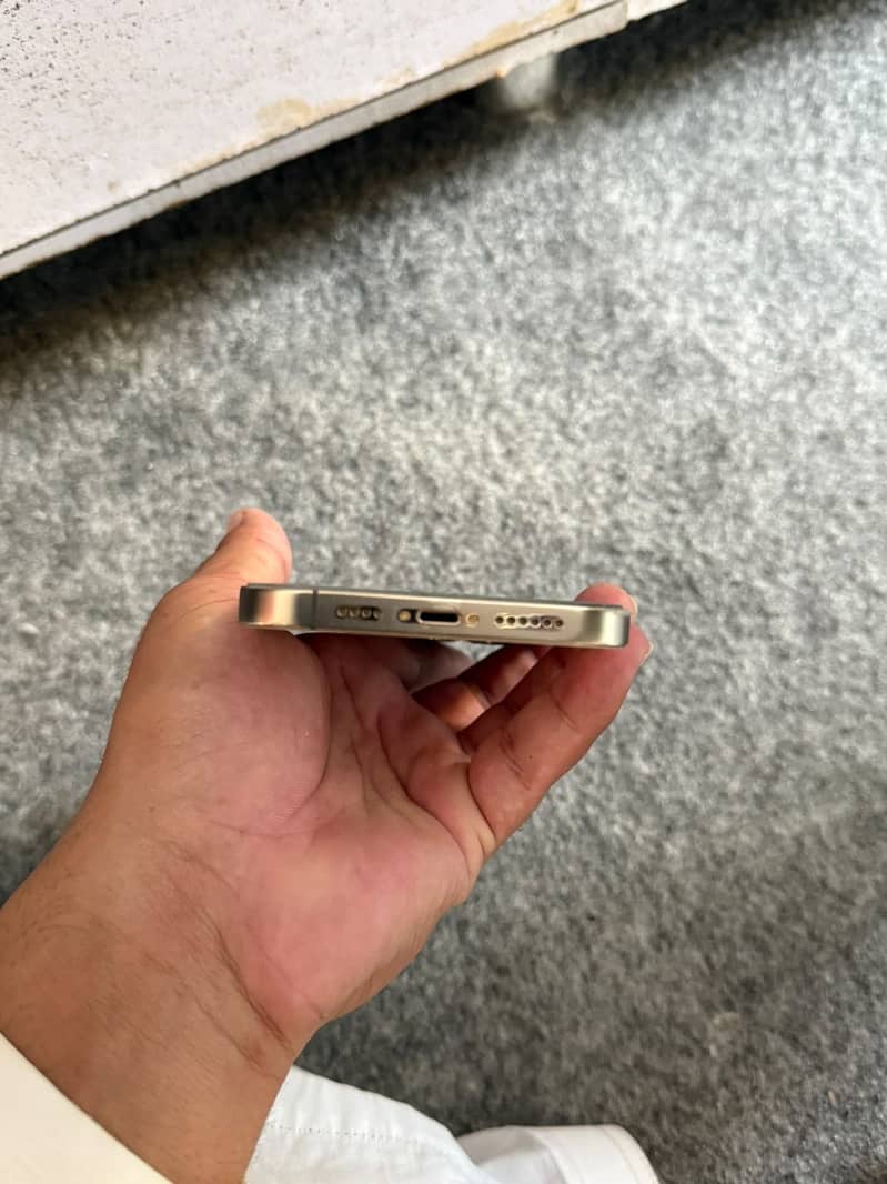 Apple iPhone 14 Pro Max 1