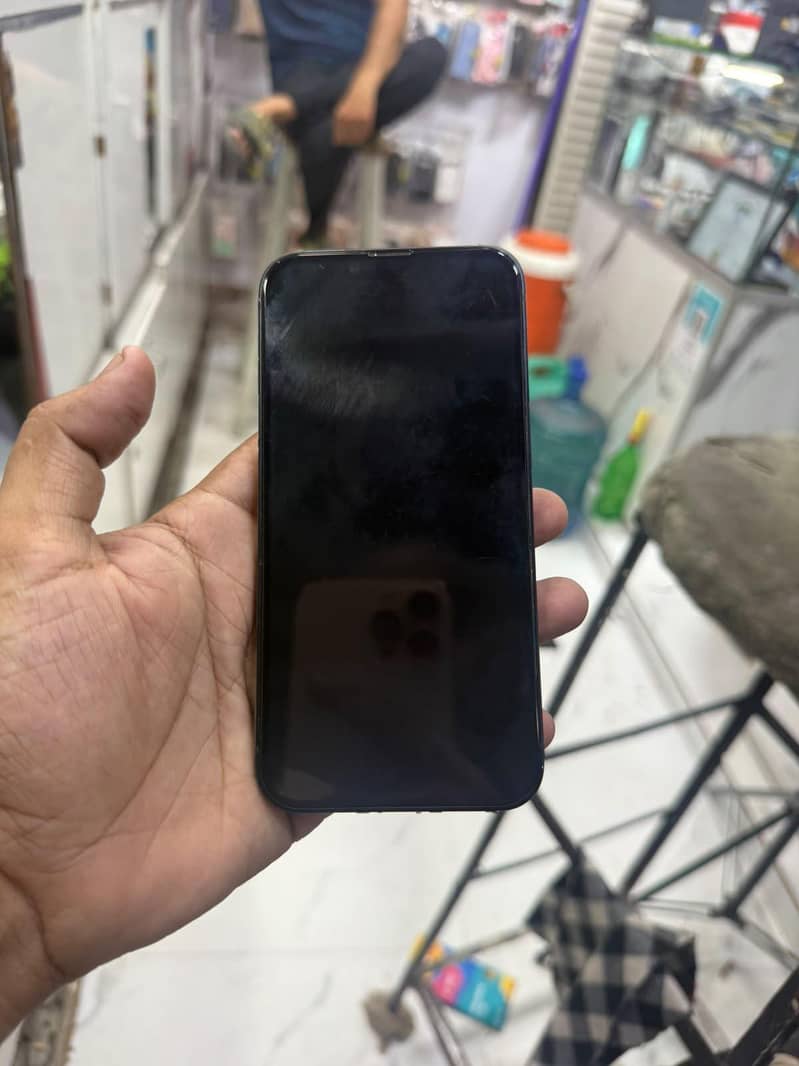 Apple iPhone 14 2