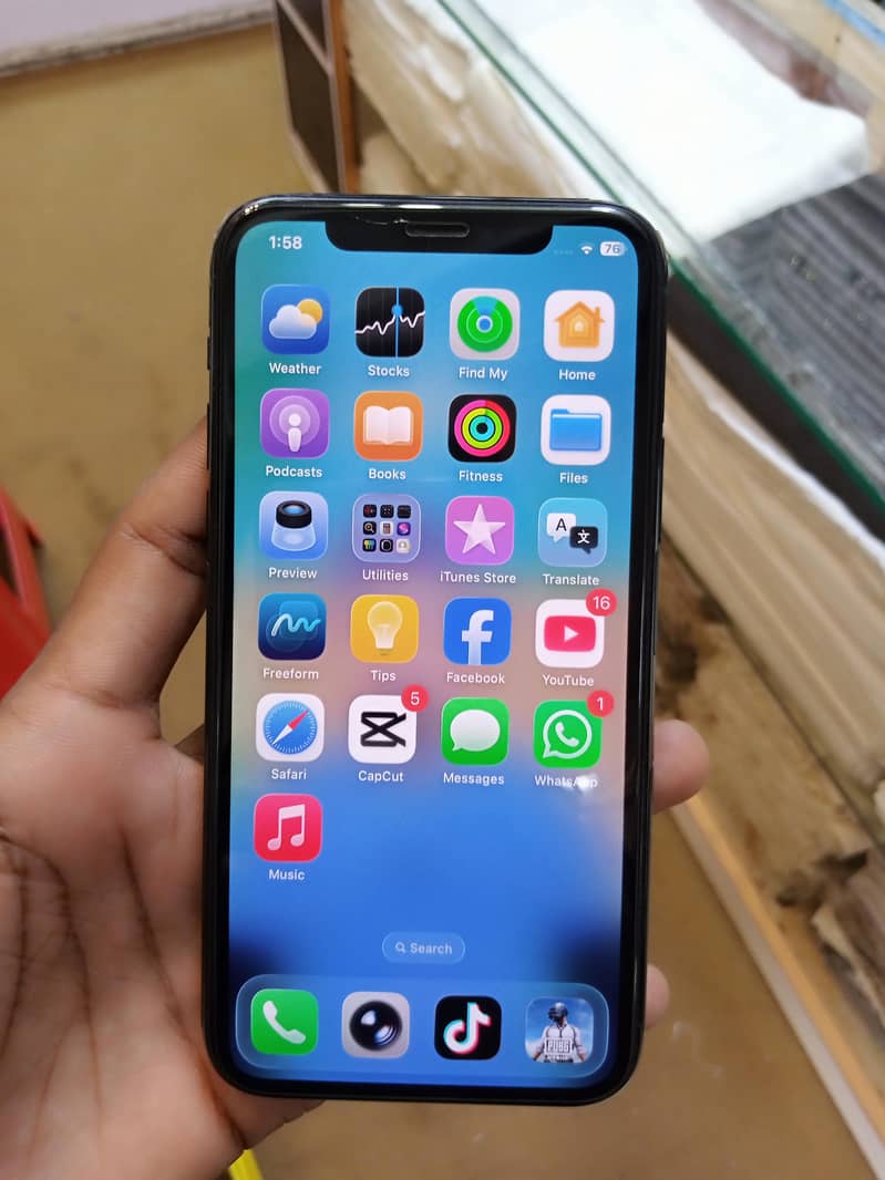 Apple iPhone 11 Pro 0