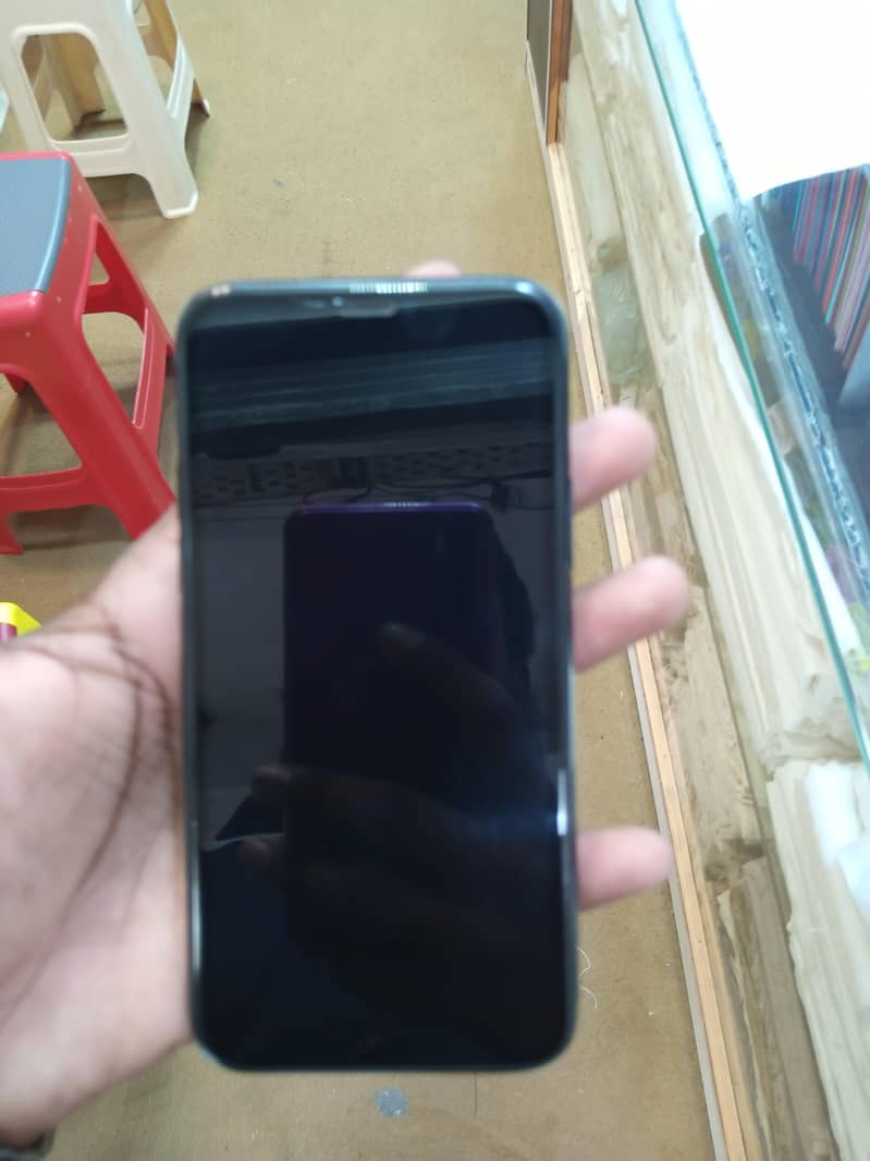 Apple iPhone 11 Pro 3