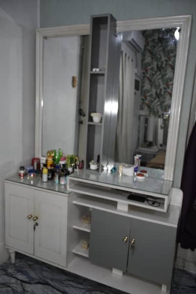 bedroom set with mattress available for sale