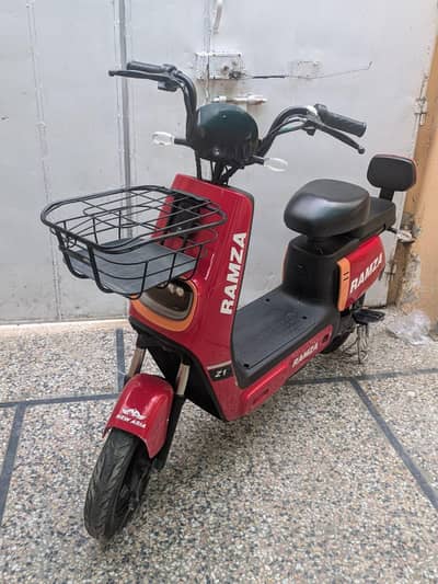 New Asia ramza Z1 Scooty