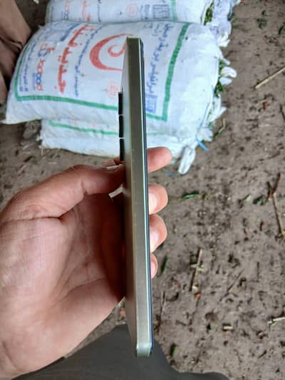 Vivo Y100