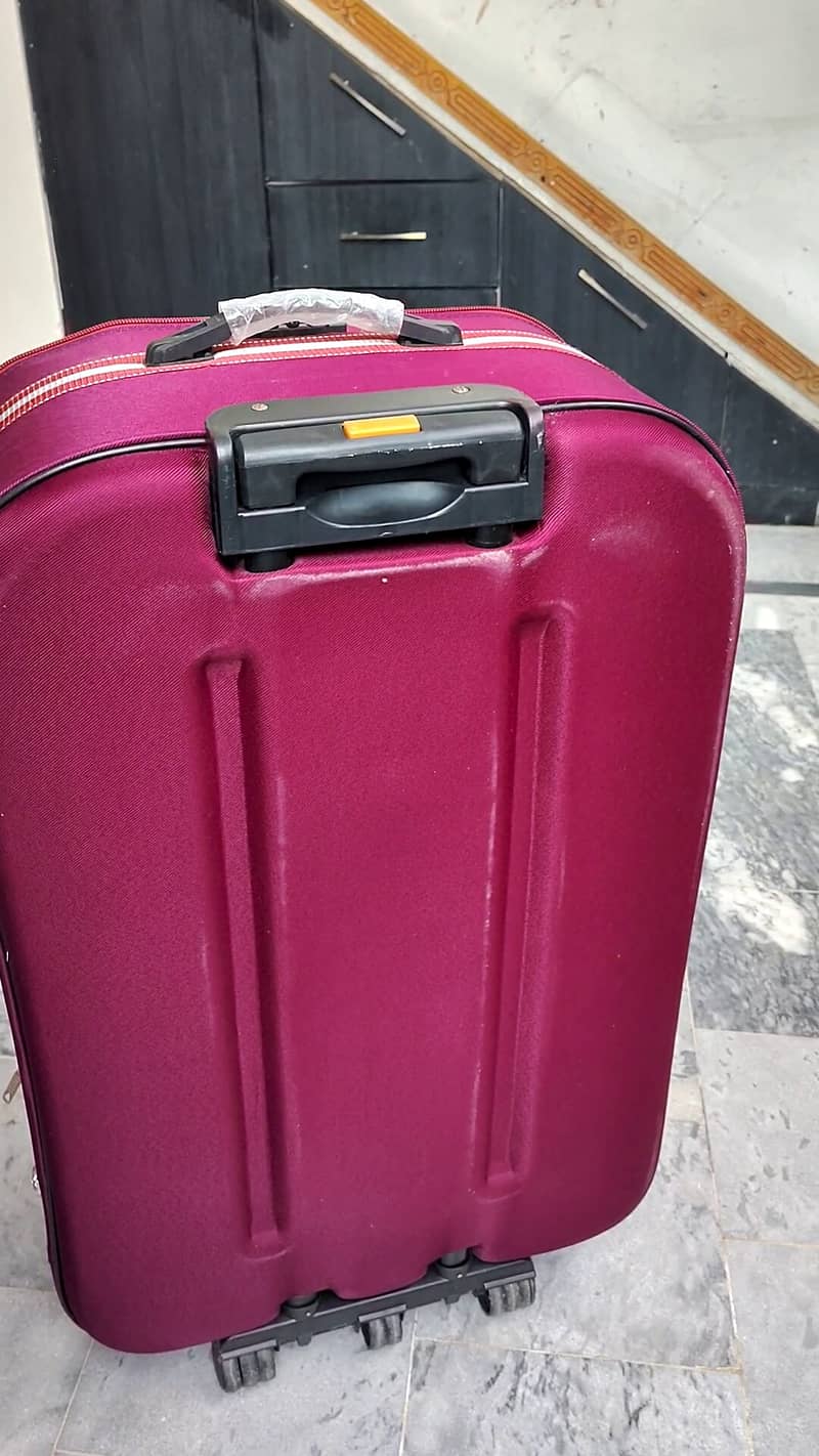 Large Size Suitcase 1
