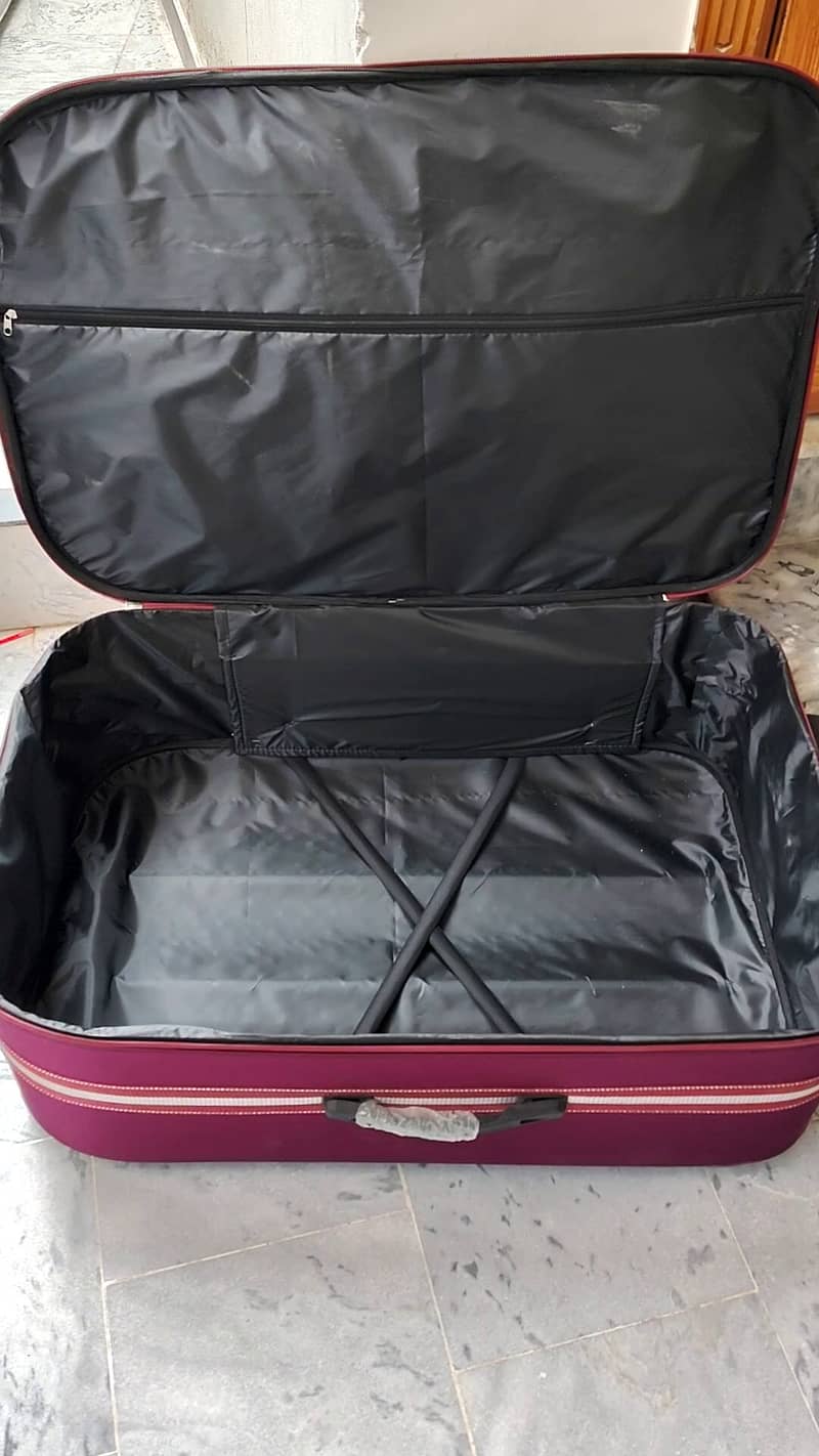 Large Size Suitcase 4