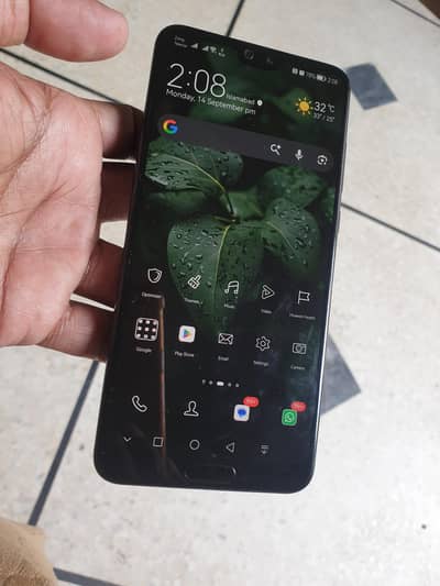 huawei P20 Pro available for sale in 10/9 condition