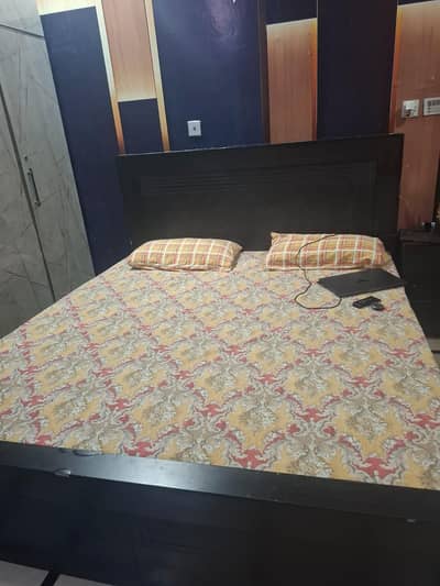 bed set 2 sed tebal 1 dressing table with mattress