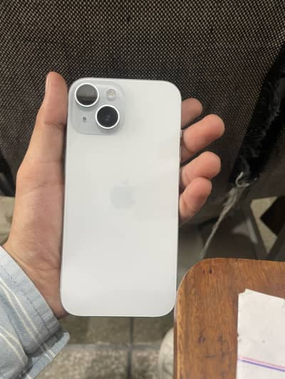 Apple iPhone 15