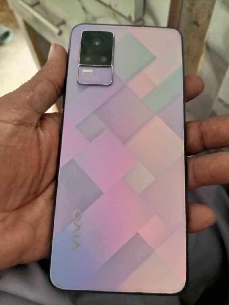 Vivo V21e 4