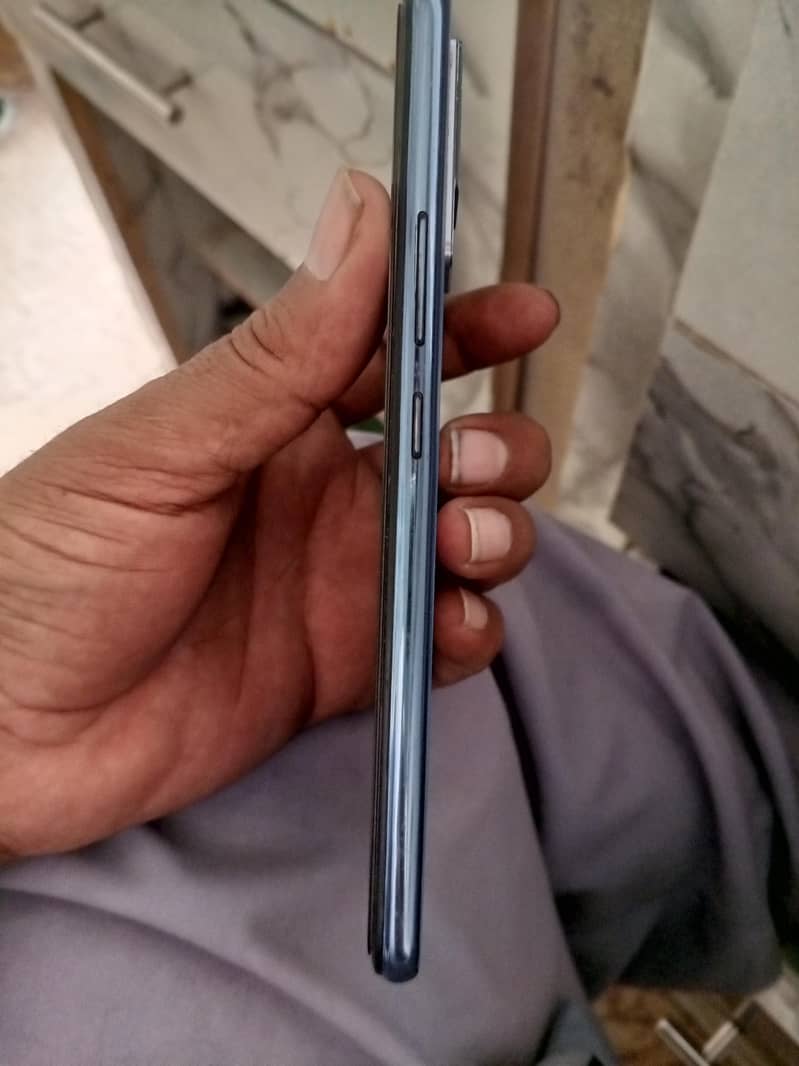 Vivo V21e 5