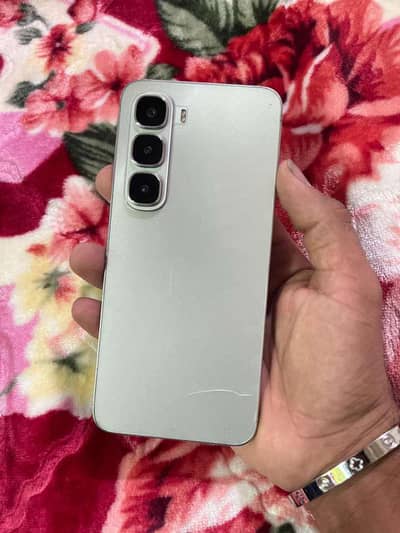Infinix Hot 60i