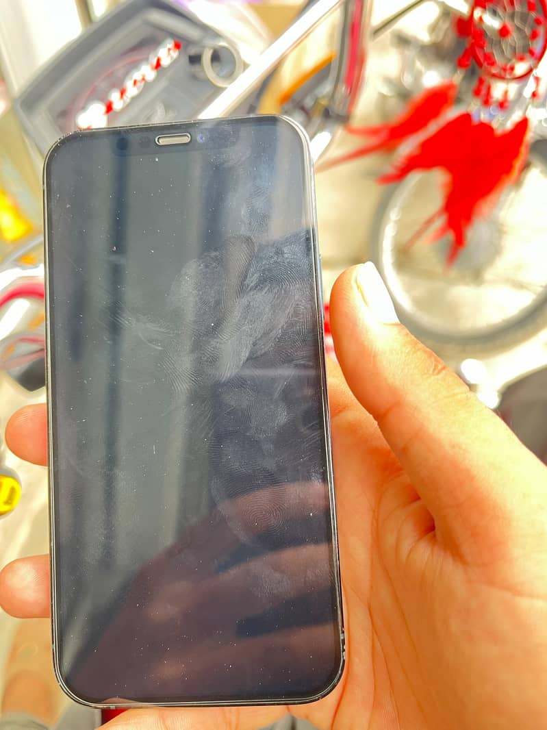 Apple iPhone 12 Pro 1