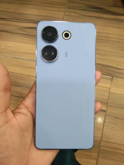Tecno CAMON 20