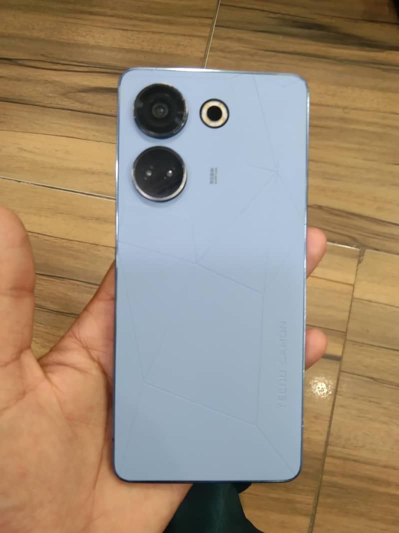 Tecno CAMON 20 0