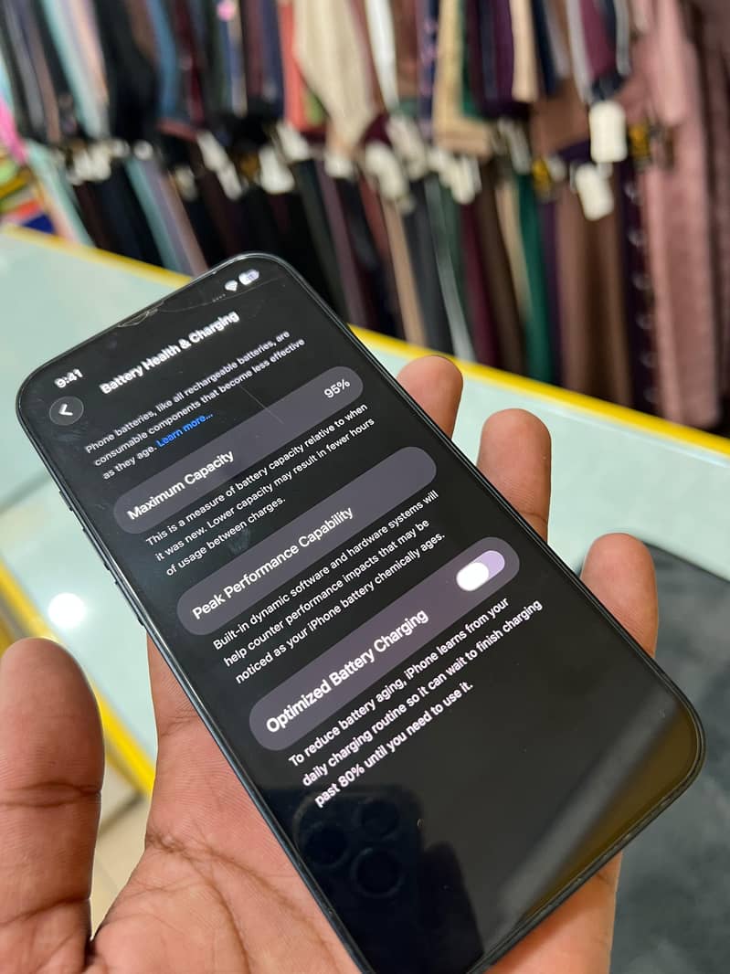 Apple iPhone 13 1