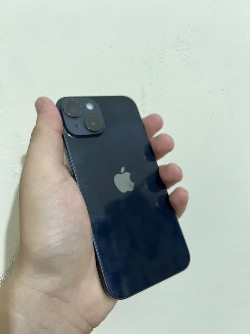 Apple iPhone 14 3