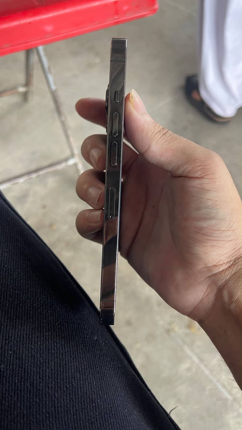 iphone 13 pro 4