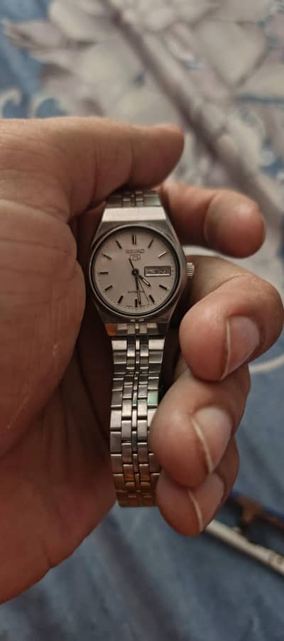 original seiko 5 automatic watch 80's