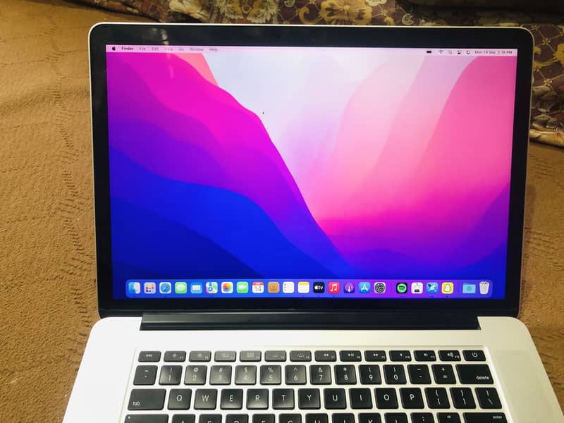 MacBook pro 1