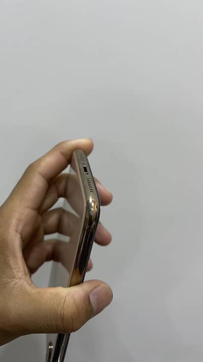 Apple iPhone XS Max 256gb pta approved with box