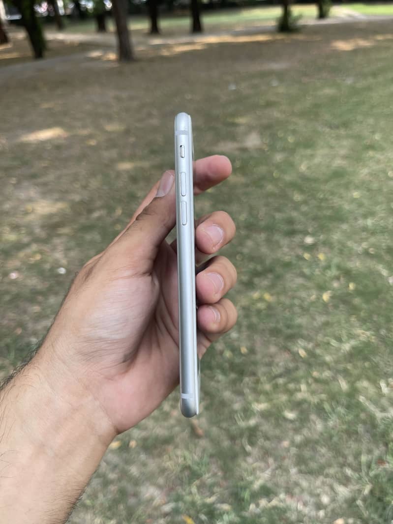 Apple iPhone X 9