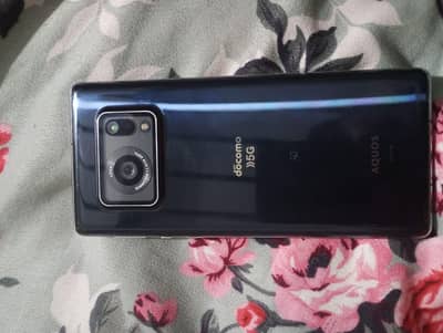 Sharp Aquos Sense7