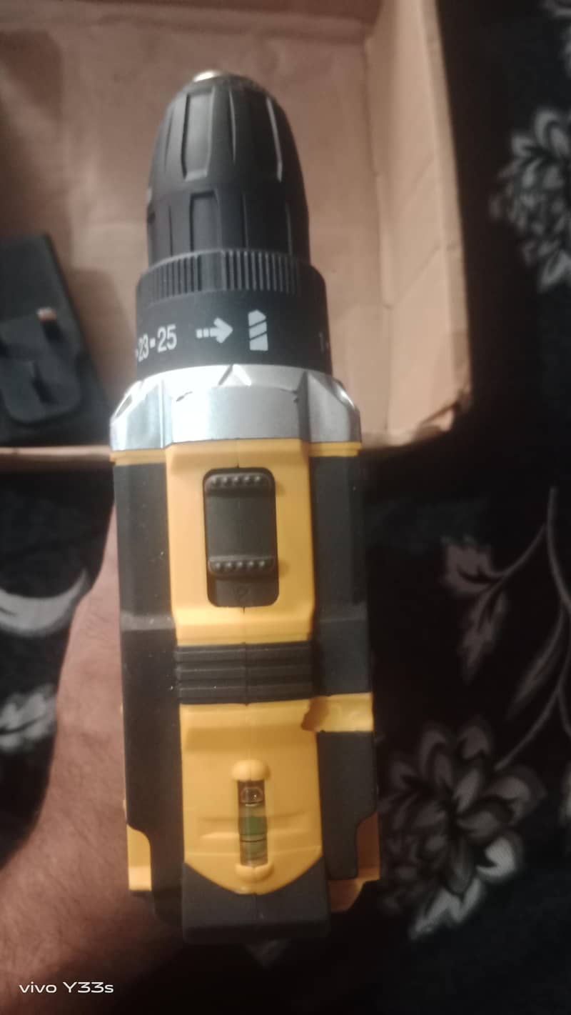 charging dril 12volt 2