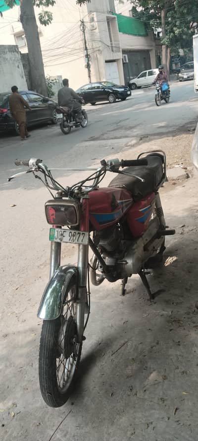 Honda 125 used all paper clear biometric available