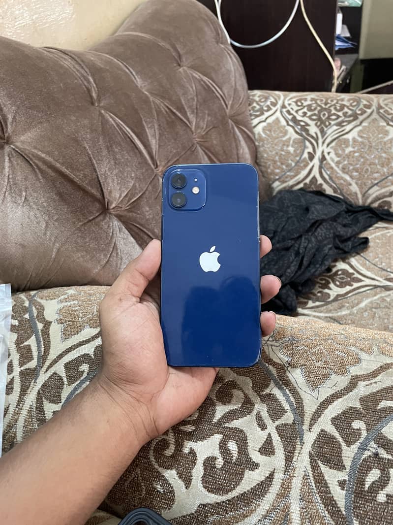 Apple iPhone 12 0