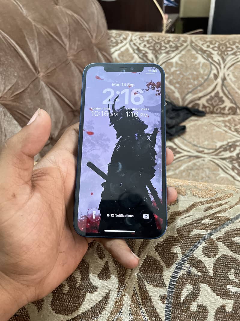Apple iPhone 12 2