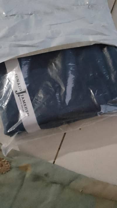 suits unseet