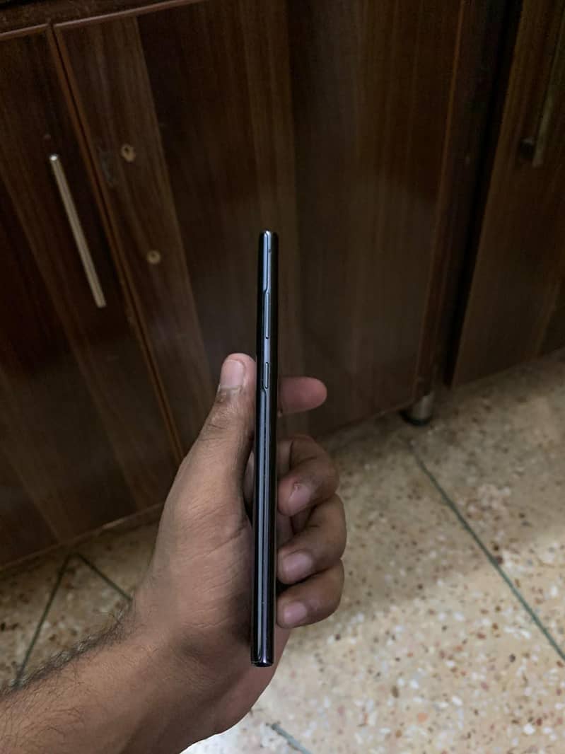 Samsung Mobile Note 10 Plus 1
