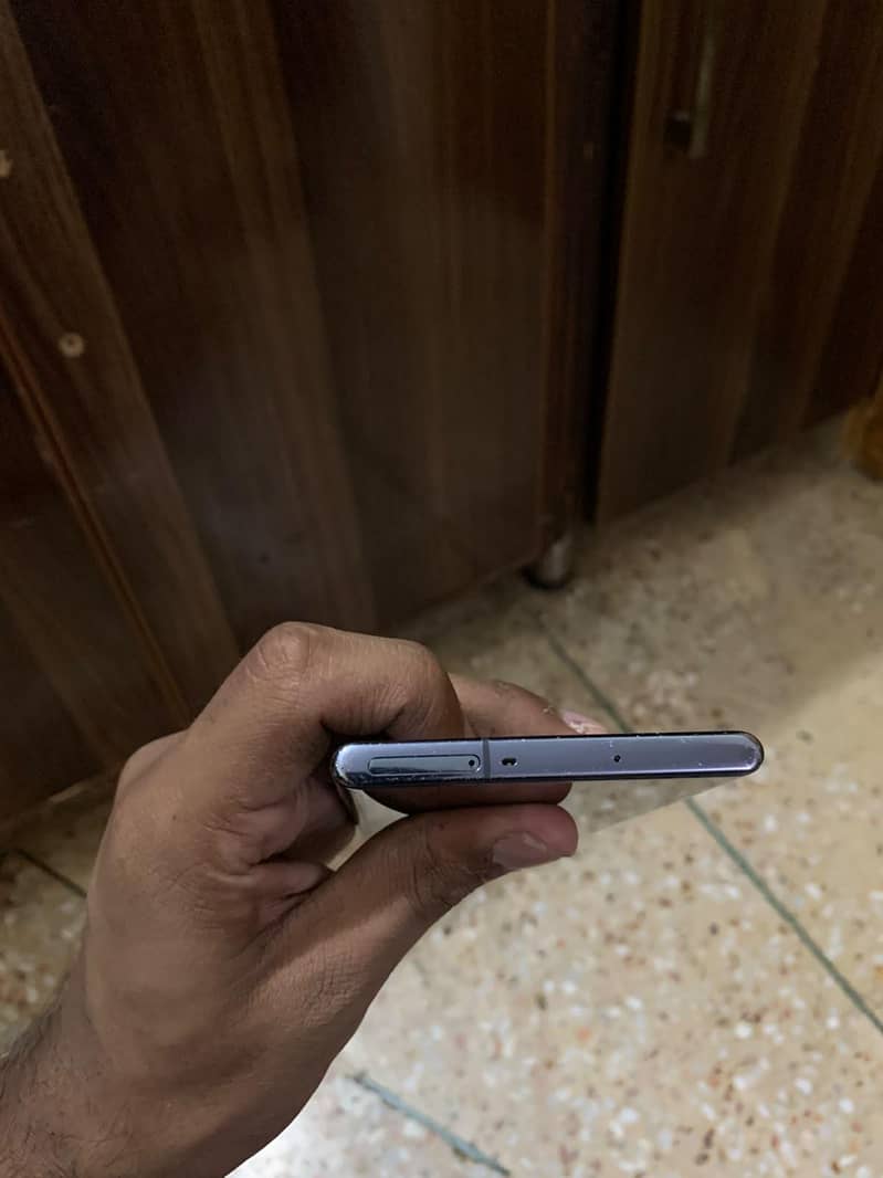 Samsung Mobile Note 10 Plus 5