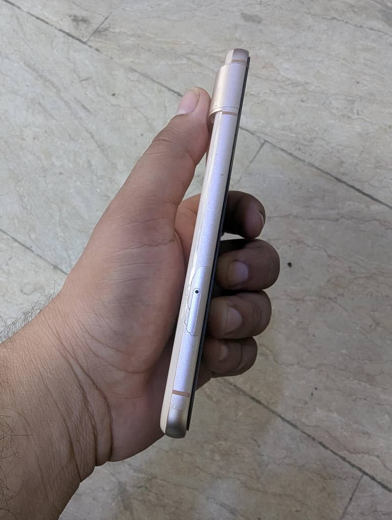 Google Pixel 8 3